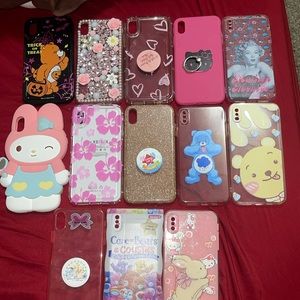 SOLD 13 XS MAX IPHONE CASES BUNDLE